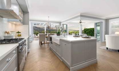 hamptons style house interior kitchen