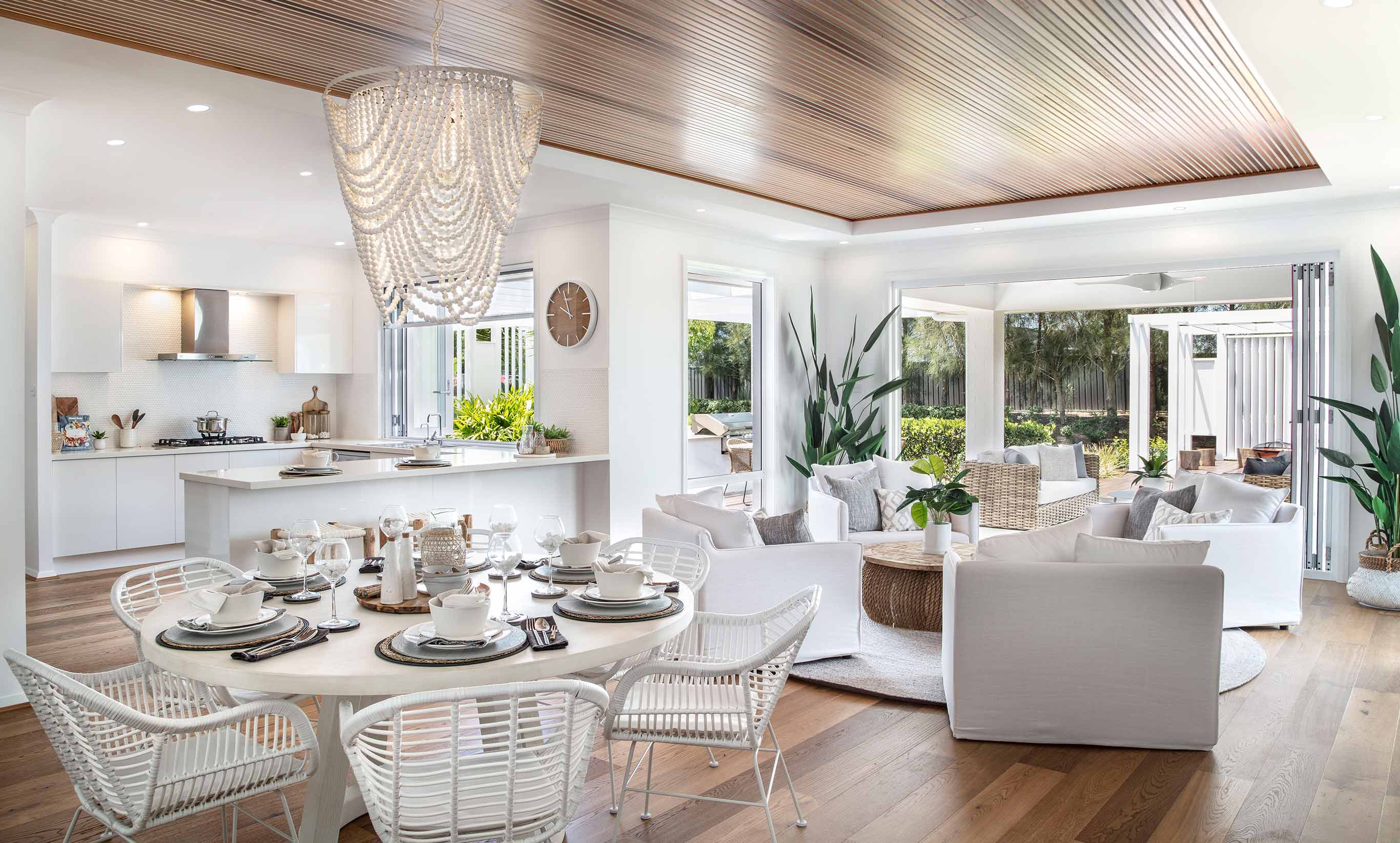 Bronte Executive Grand Manor One- Dining, Family/Living and Kitchen Bronte Executive Grand Manor One- Dining, Family/Living and Kitchen