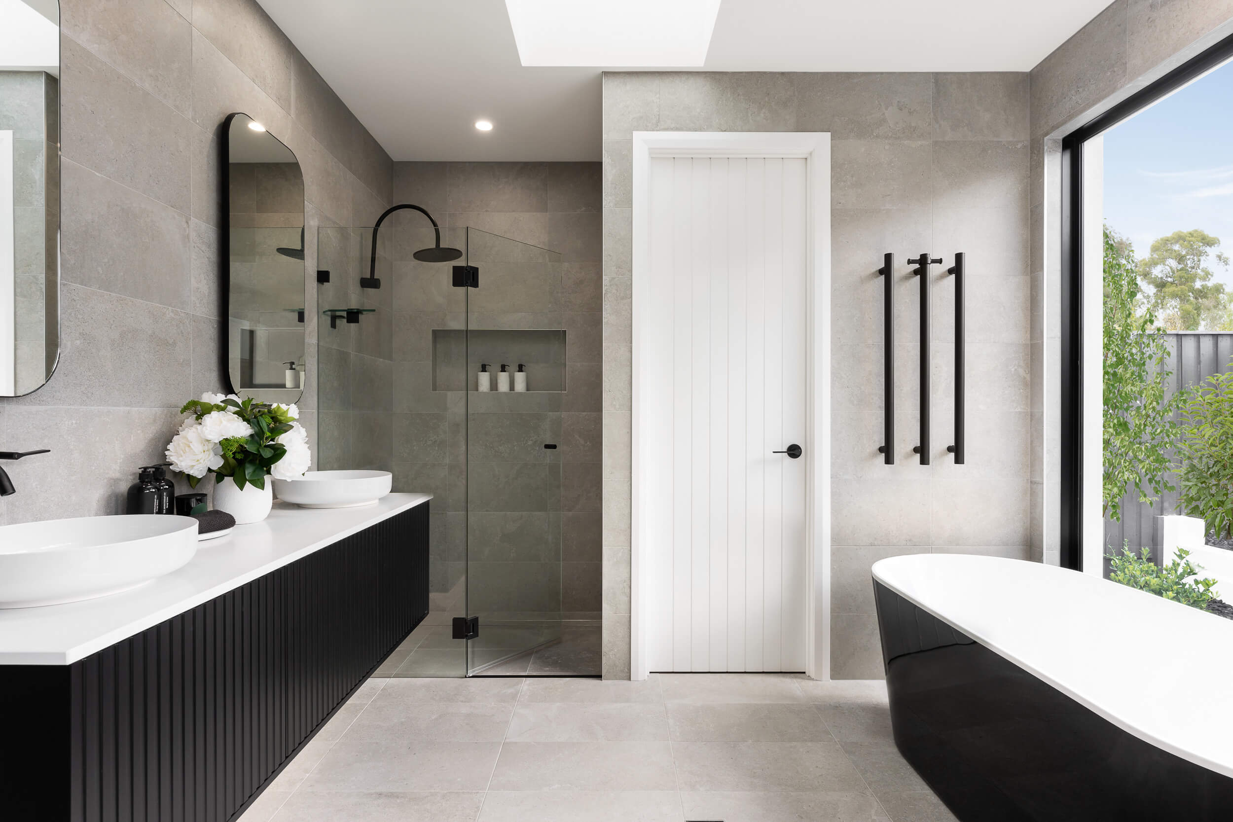 beachmere_design_one_storey_bathroom