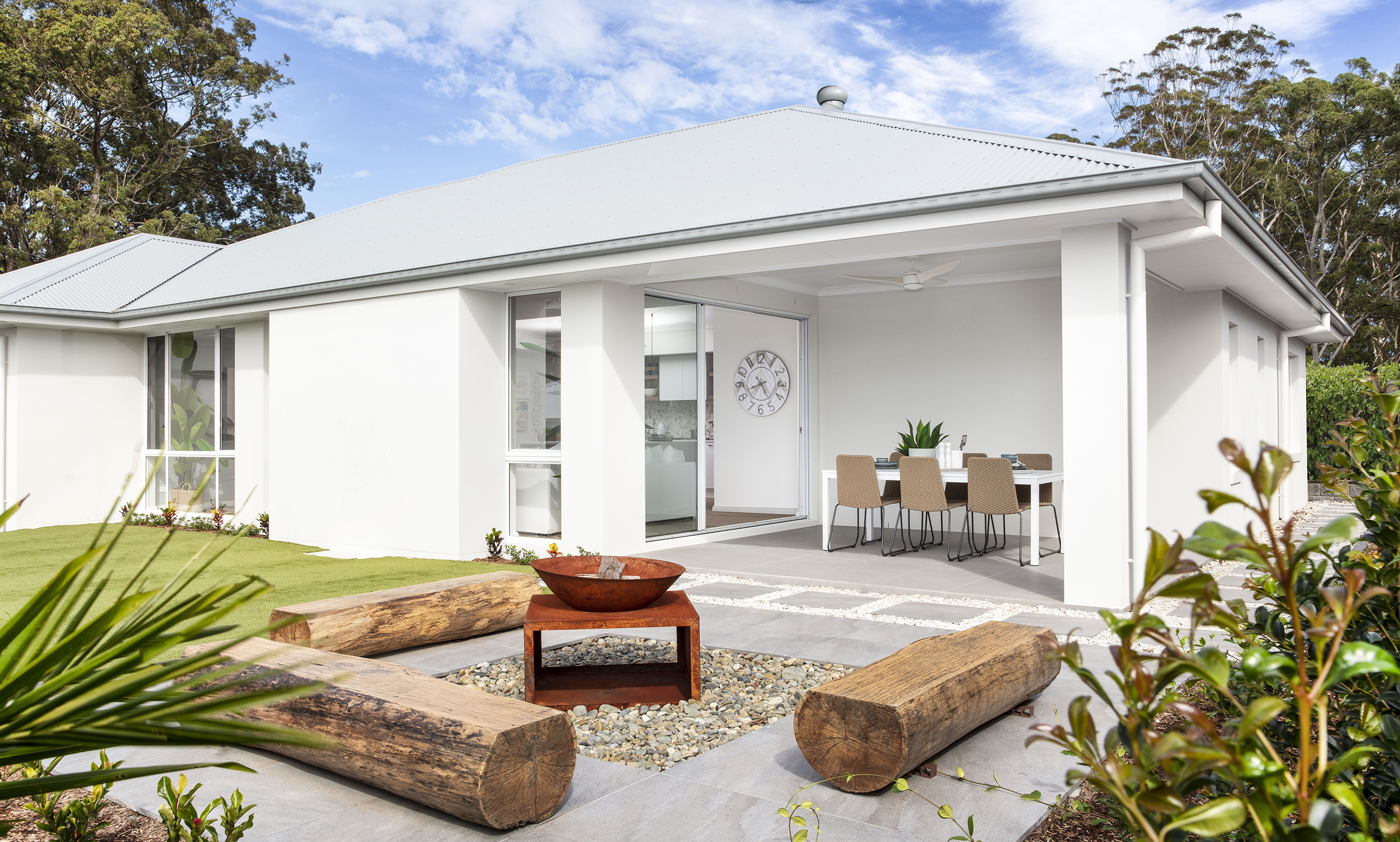 Create your very own outdoor entertainment, like our Bexley on display at Sandy Beach.