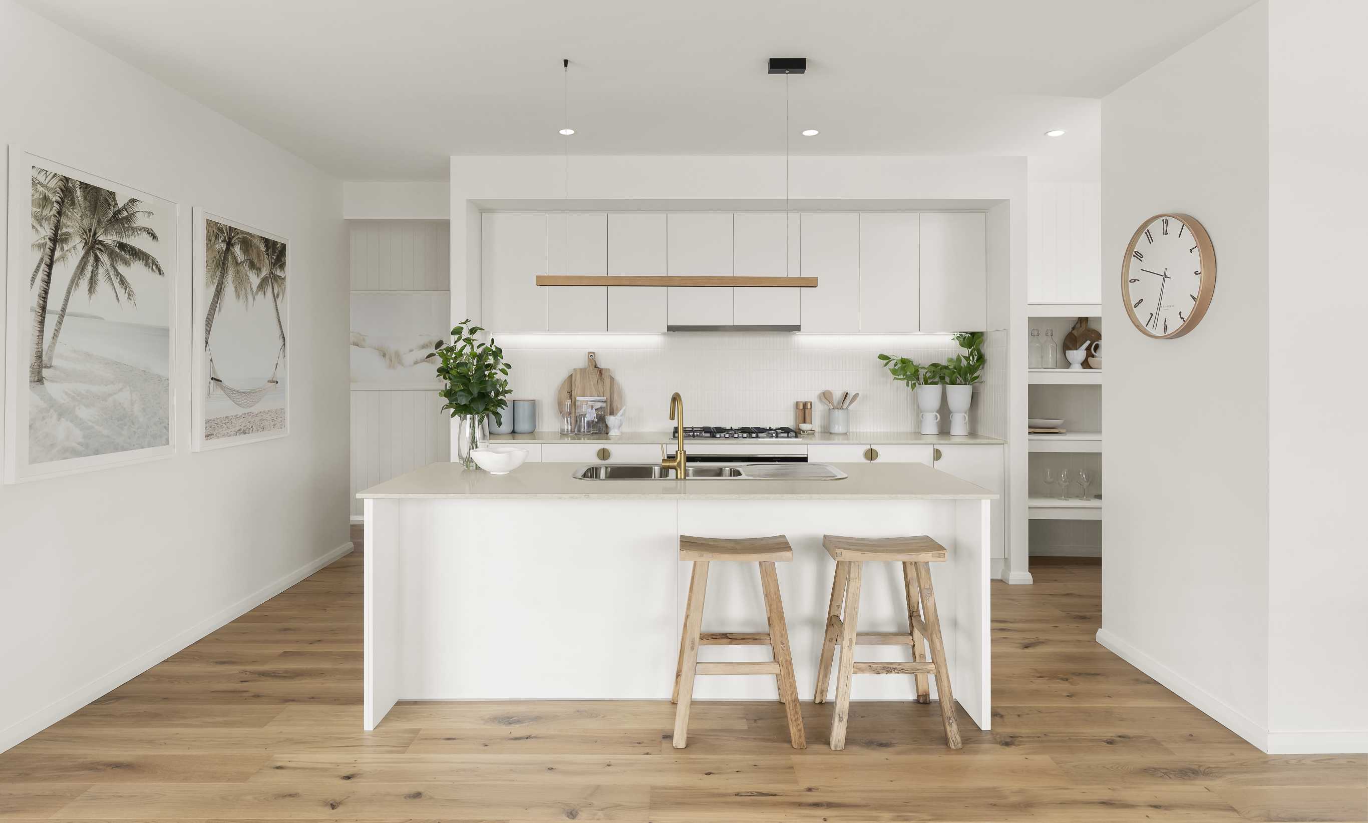 ibiza-two-single-storey-home-design-kitchen