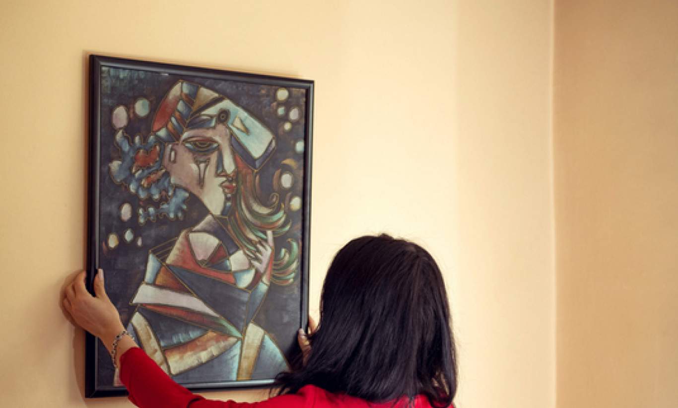 Top Tips for Displaying Artwork in Your Home 