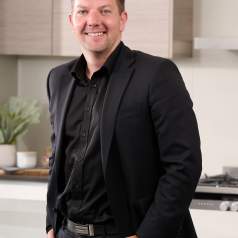 David_Streigl_website_photo_consultant