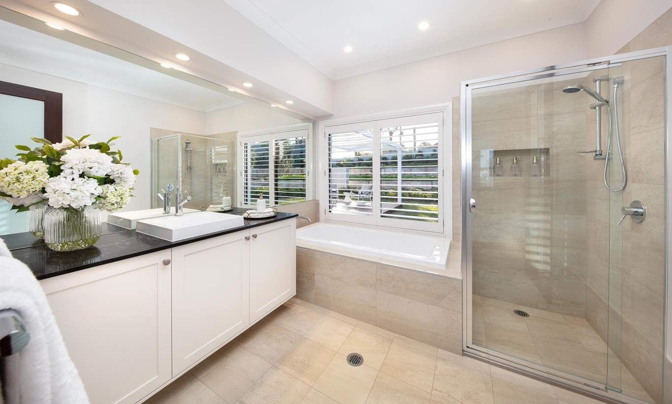 Hermitage Grande- Bathroom- McDonald Jones