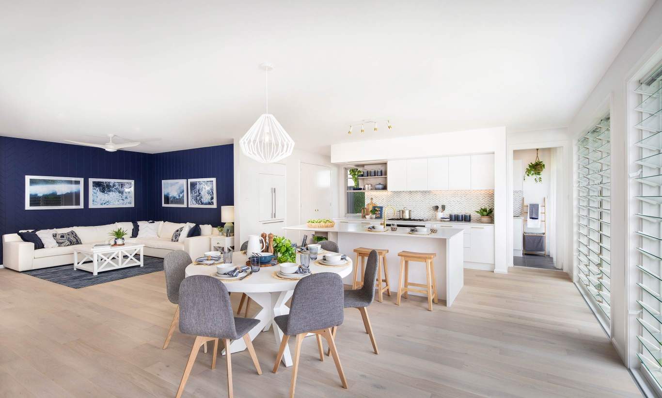 Lakeside- Family/Living, Dining and Kitchen