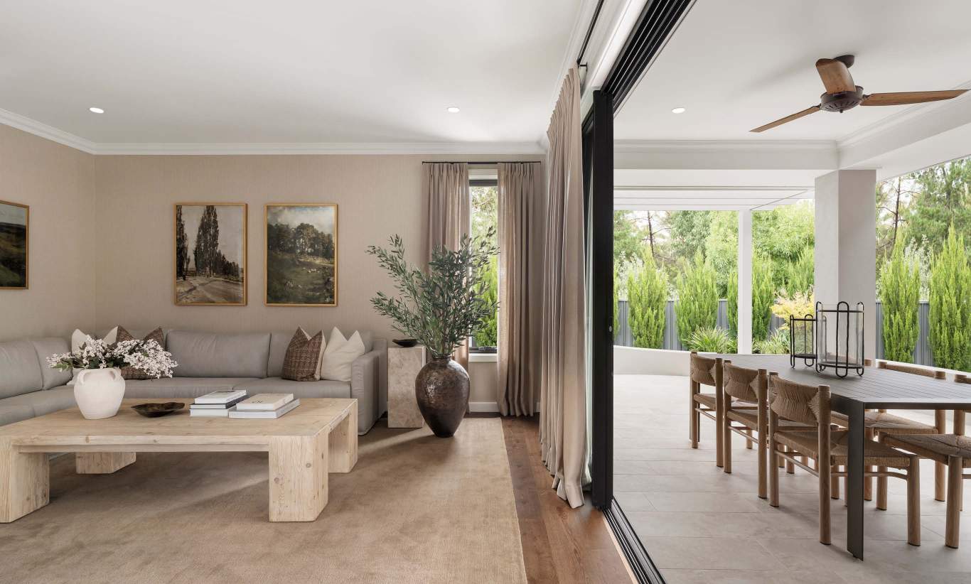 MJH-Lancaster-31-Two-Storey-living-alfresco