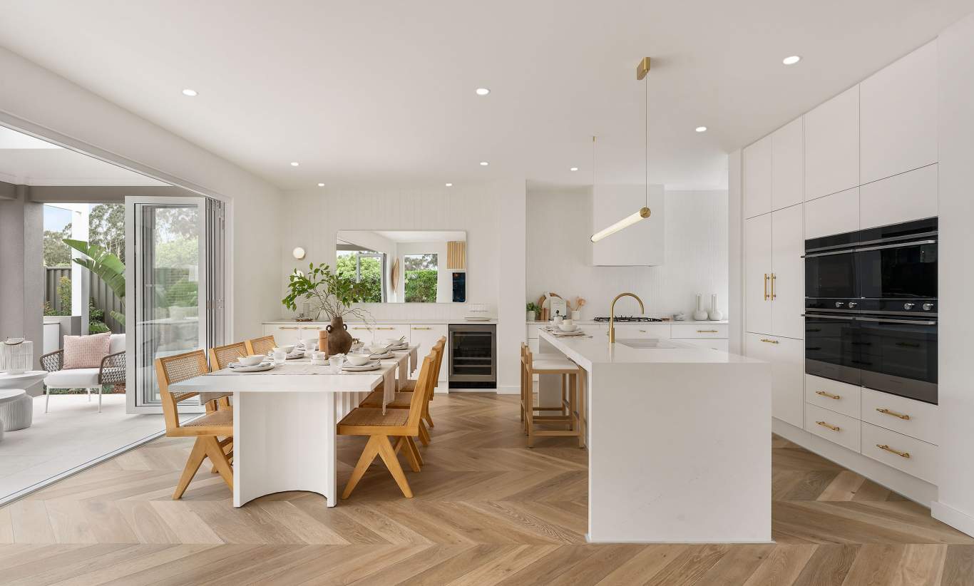 Panorama_33_homeworld_leppington_two_storey_home_design_dining_kitchen
