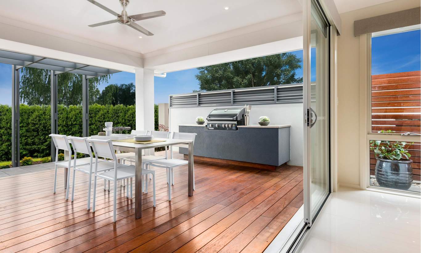 Alfresco, Santorini Display Home, Shell Cove - McDonald Jones