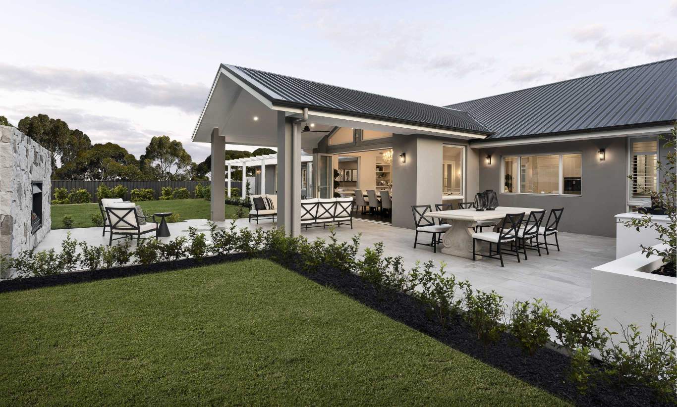 home design bronte executive grande manor one alfresco country living