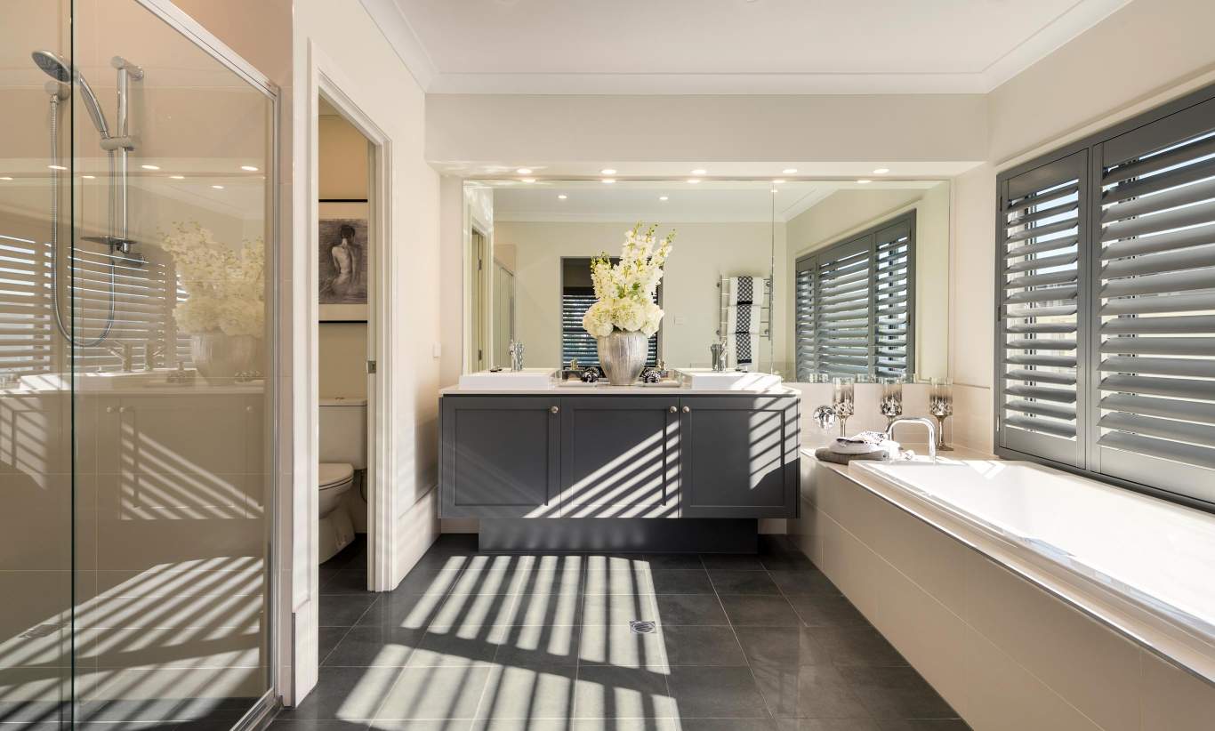 Ensuite - Tallavera Ensuite - Tallavera Luxury 2 Storey Home - McDonald Jones