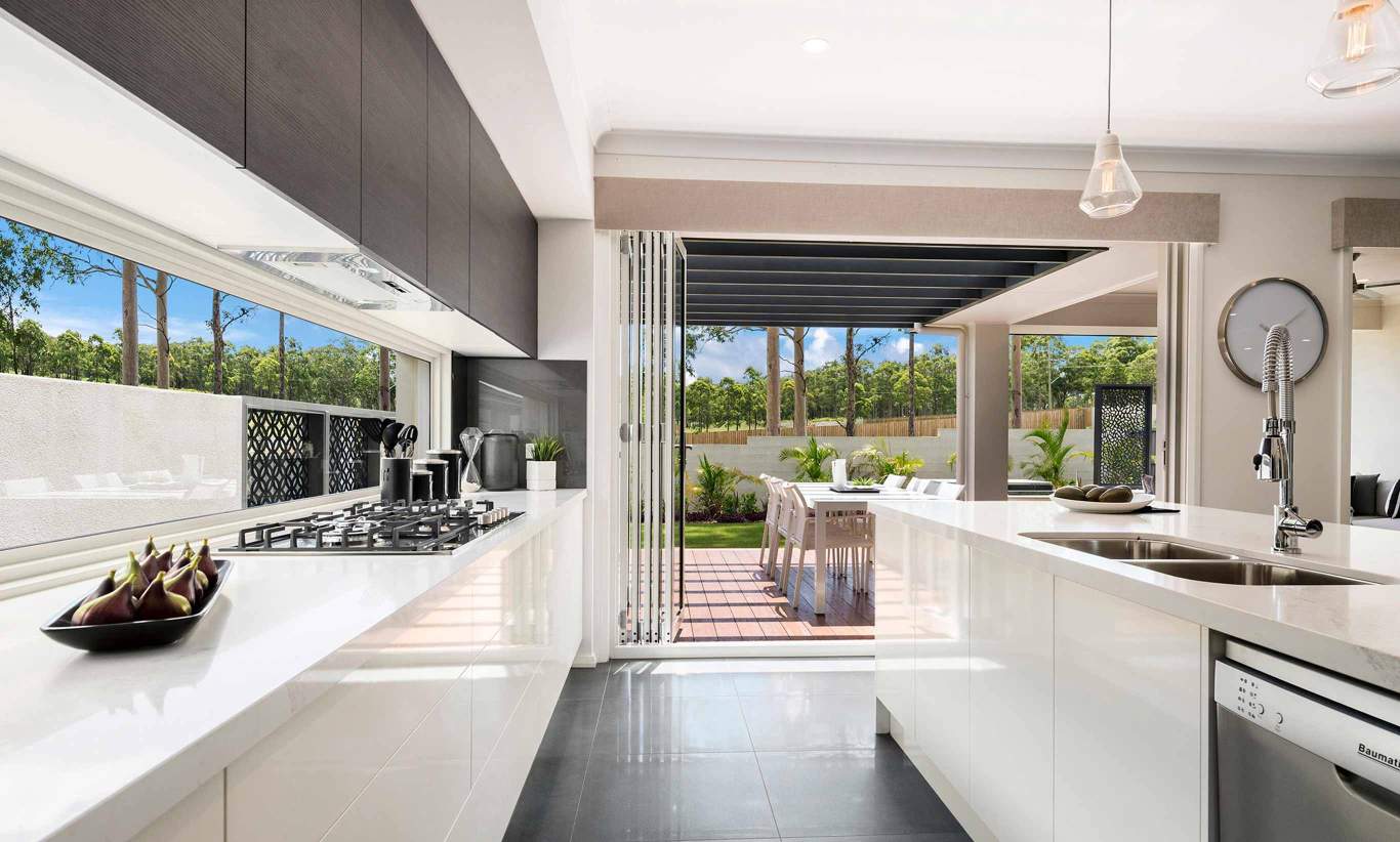 Miami 16- Kitchen and Alfresco