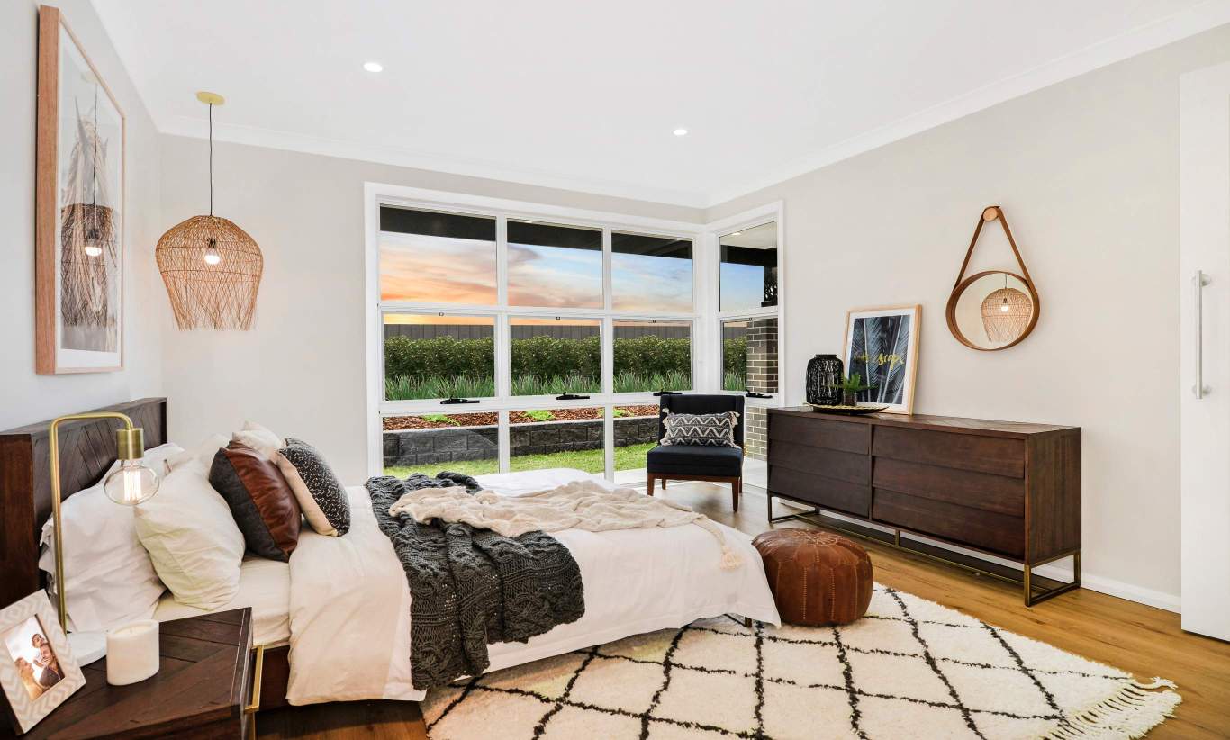 Master Bedroom - Portsea Home Design - McDonald Jones
