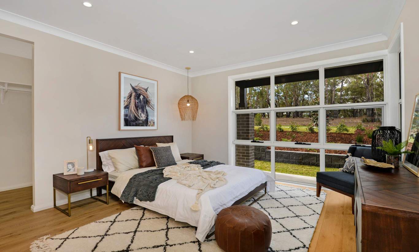 Master Bedroom - Portsea Home Design - McDonald Jones