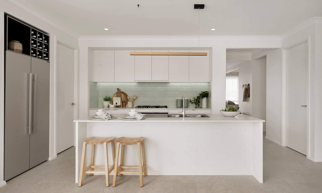 valiente-two-storey-home-design-kitchen