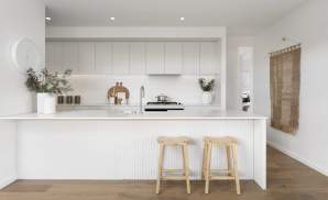 single level home design retreat encore kitchen