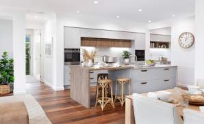 Santa Monica - Luxury New Home Design - Kitchen