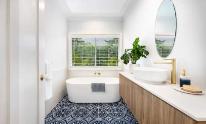 Bathroom | Miami Executive