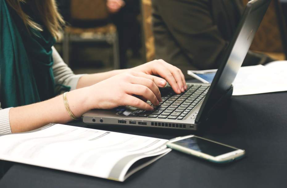 woman on laptop 